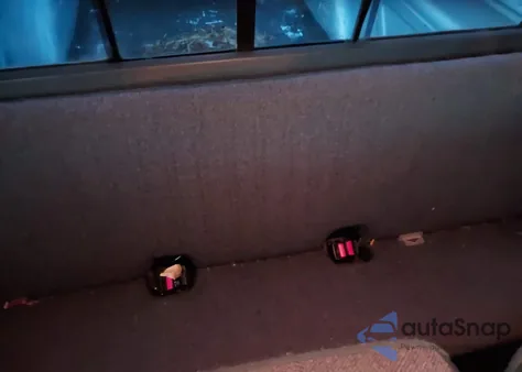 1990 Chevrolet Gmt-400 C2500 from USA, damaged, VIN 2GCGC29KXL1192803